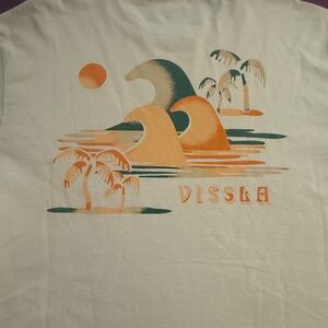 Vissla Men’s Sz. Small Beige T-shirt
